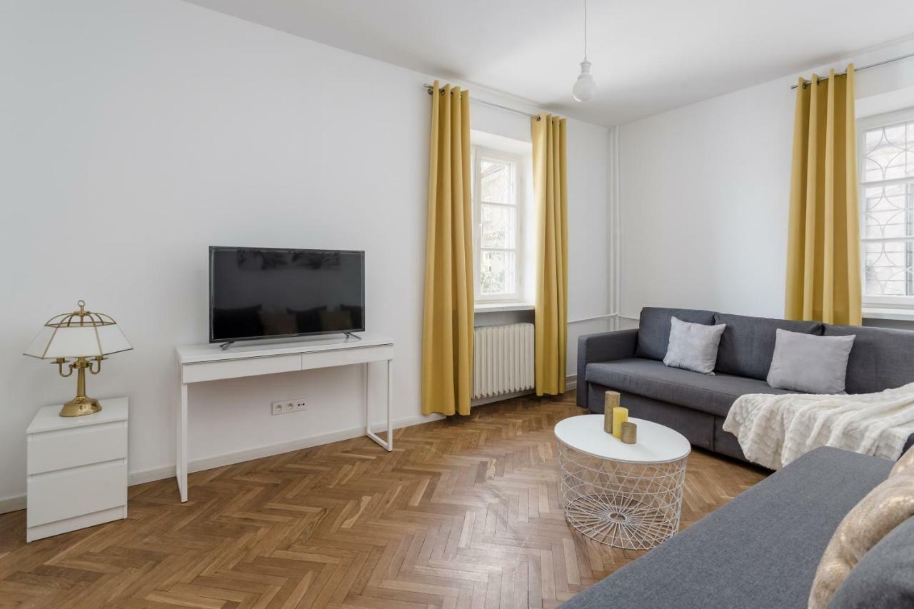 Chill Apartments Brzozowa Old Town Warsaw Ngoại thất bức ảnh